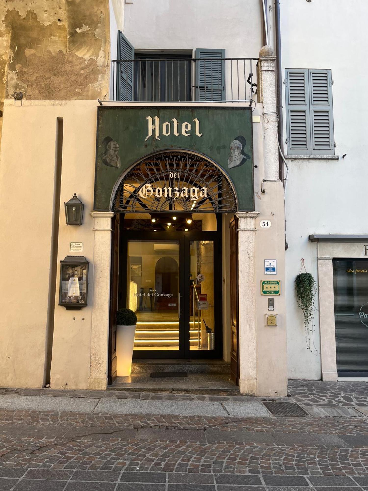 Hotel Dei Gonzaga مانتوفا المظهر الخارجي الصورة